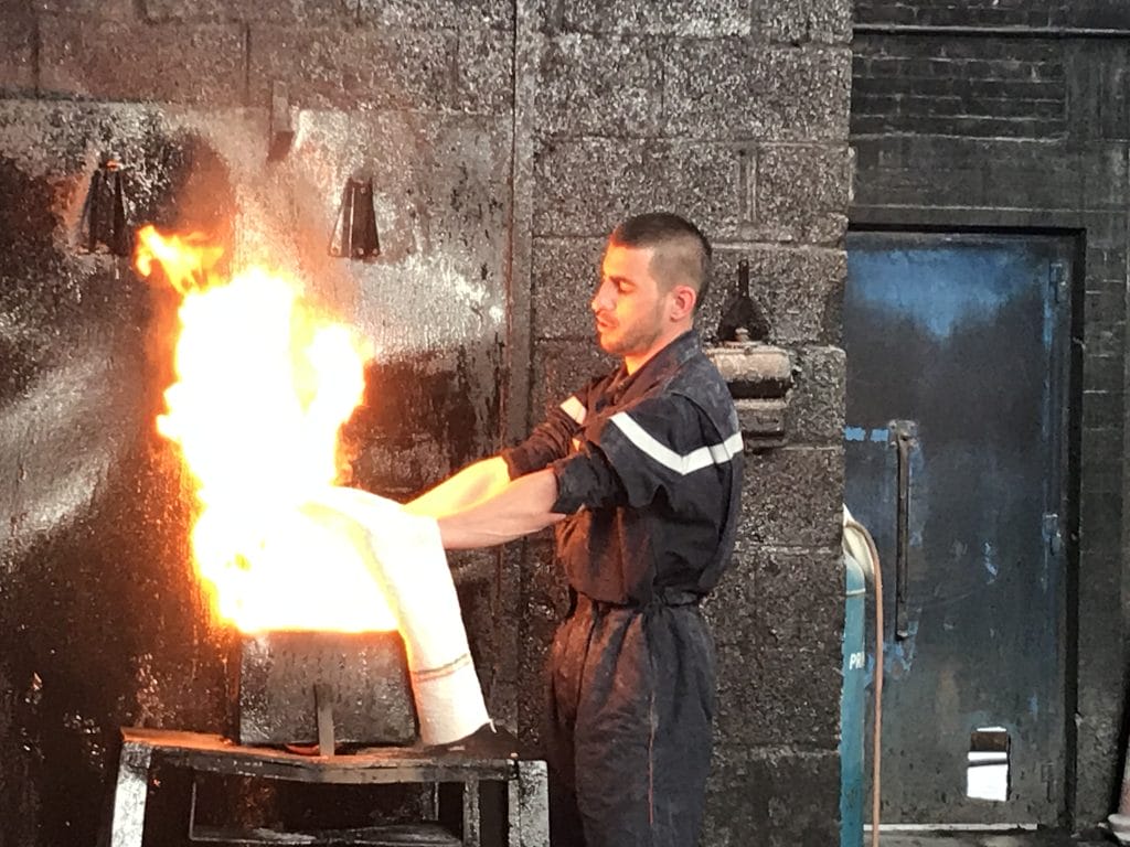 éteindre un feu de friteuse